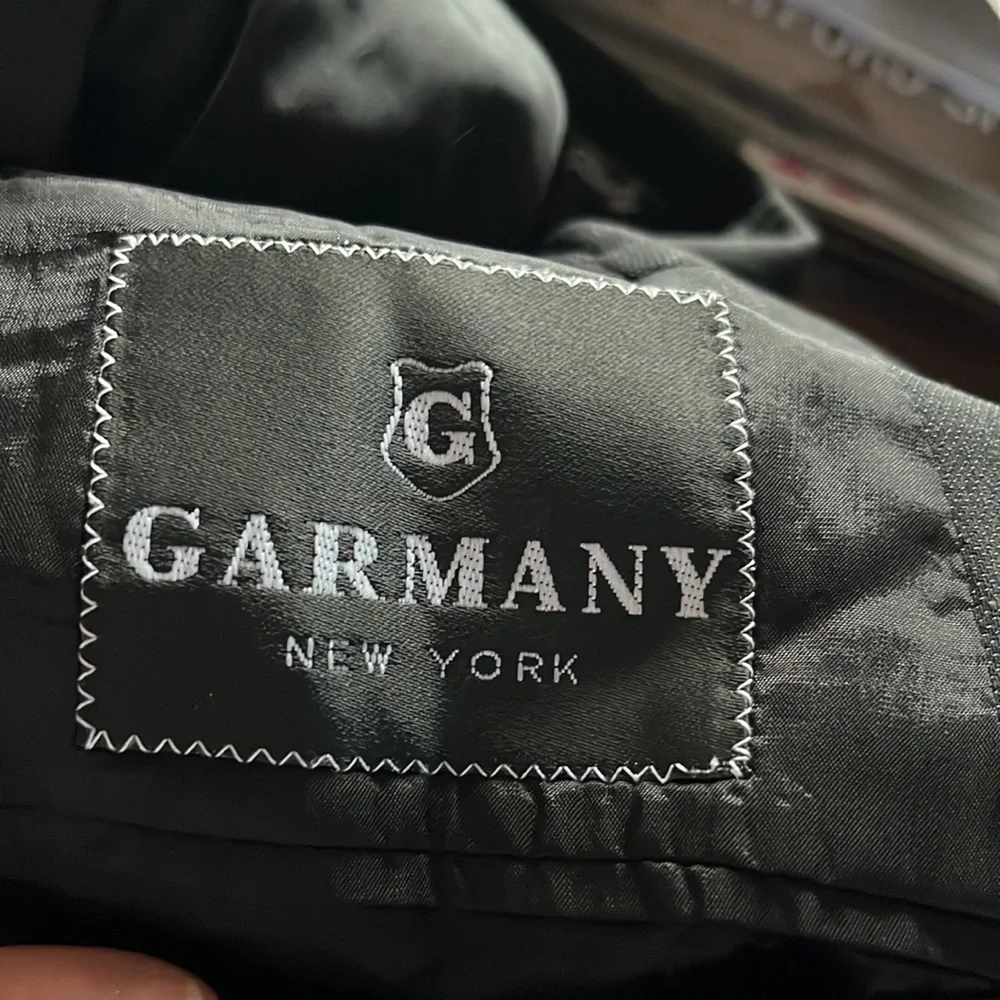 Armani two piece suit 46R/see measurements. E#79 - Picture 12 of 14